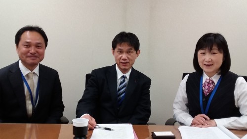 インタビューに答える左から、三村氏、田所氏、米川氏
