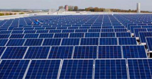 全発電に占める太陽光発電の比率は初めて10%台に