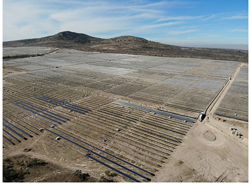 メキシコ中部のトロンペソンの太陽光発電建設用地(7月完成予定）