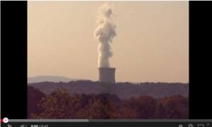 煙を高く上げる原発