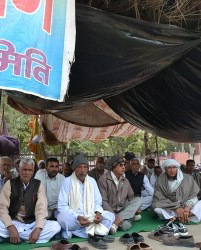 インド北部のハリヤナ州ファテハバードでも「反原発」の農民らによる座り込みのテントが開設