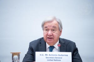 Secretary-General António Guterres meets with staff of the World Meteorological Organization (WMO) at the United Nations Office at Geneva, Switzerland.
