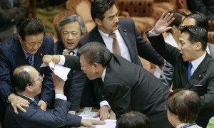 国会が強行採決しても、民意の撤廃決議で過半数を！