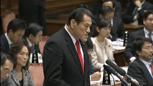 猪木センセイ、国会議員だから、掛け声だけで話題を呼ぶのではなく、質問の中身で勝負してください。コブラツイスト型爆弾質問を期待する！