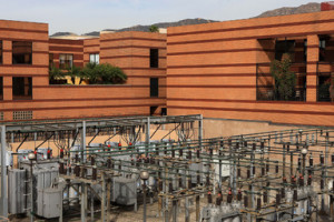 米カリフォルニア（California）州バーバンク（Burbank）にある市の配電施設（2008年12月11日撮影、資料写真）