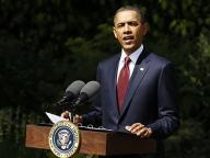 ミズーリ、ミネソタの両州を襲った嵐について話すオバマ大統領（１１年５月２４日、英ロンドン）