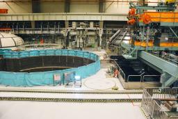 １４日、海外メディアに公開された建設中の台湾・新北市の第４原発（共同）