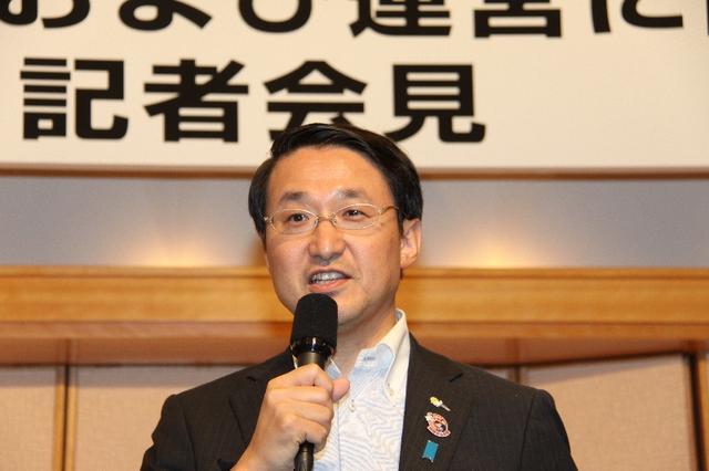 平井伸治鳥取県知事